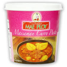 MAEPLOY MASSAMAN CURRY PASTE 400gm (12)