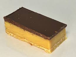 CHEF MOMO'S CARAMEL SLICE 10s